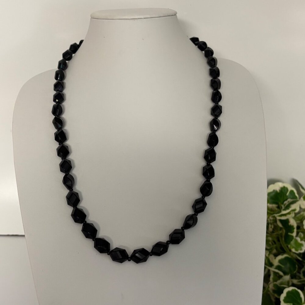 Vintage Black Faceted Acrylic Beaded Necklace Gold Tone Spring Ring Clasp 28 in